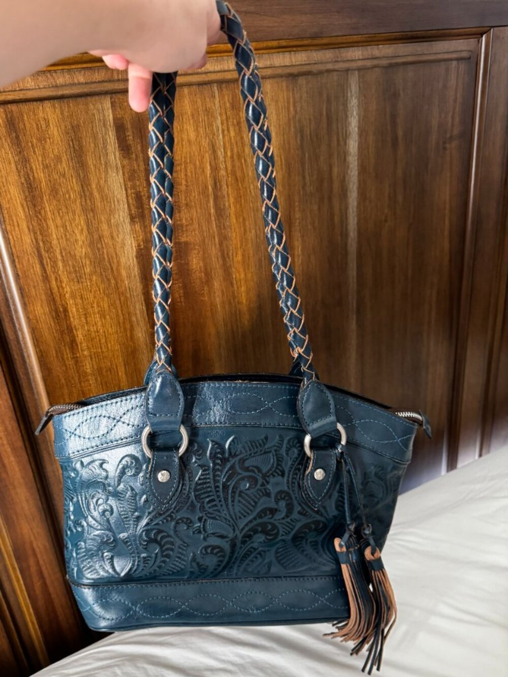 Patricia Nash Indigo Blue Embossed Leather Zorita Shoulder Bag - Picture 8 of 9